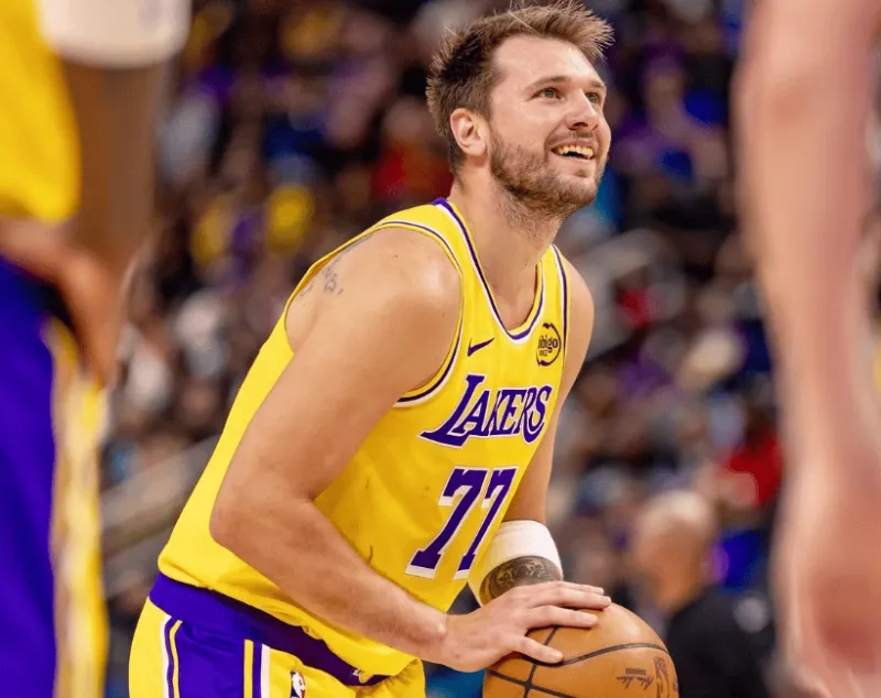 24直播网-得分手!东契奇目前连续21场20+、连续13场30+、连续3场40+